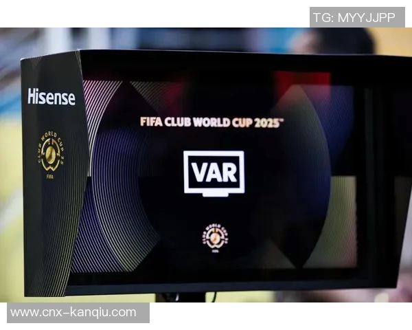 科技助力足球革新探索智能化时代的竞技新体验与未来发展 科技助力足球革新探索智能化时代的竞技新体验与未来发展