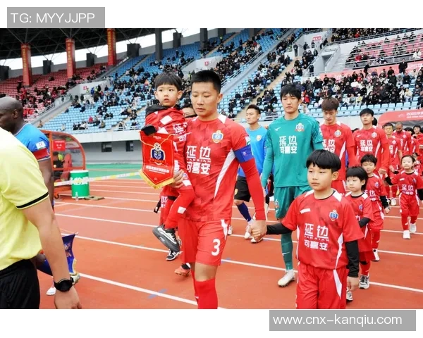 足球解说的魅力与技巧探讨如何让比赛更精彩更引人入胜